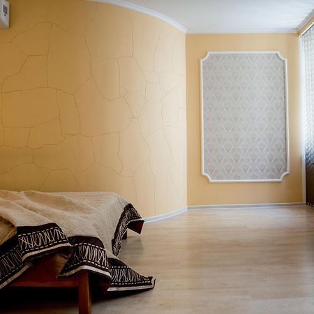 Apartment On Valova Street Lviv Bagian luar foto