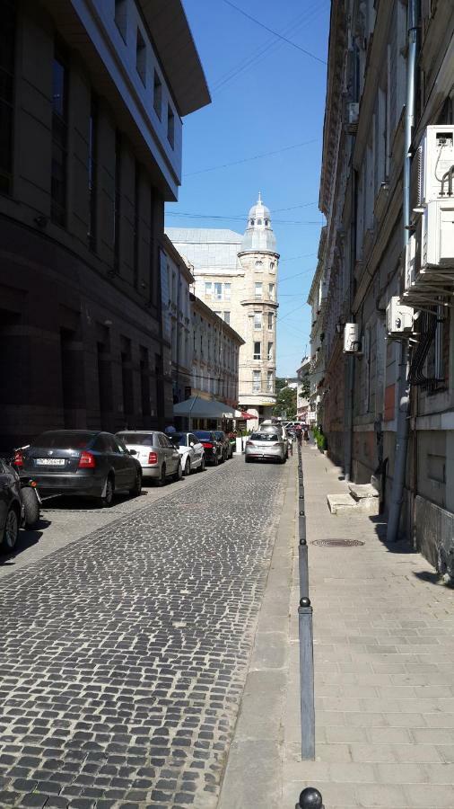 Apartment On Valova Street Lviv Bagian luar foto