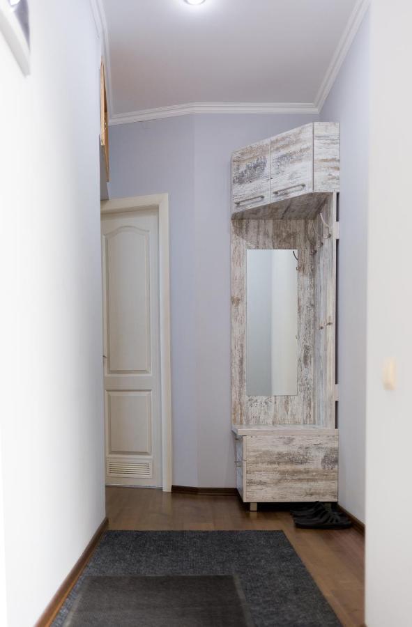 Apartment On Valova Street Lviv Bagian luar foto